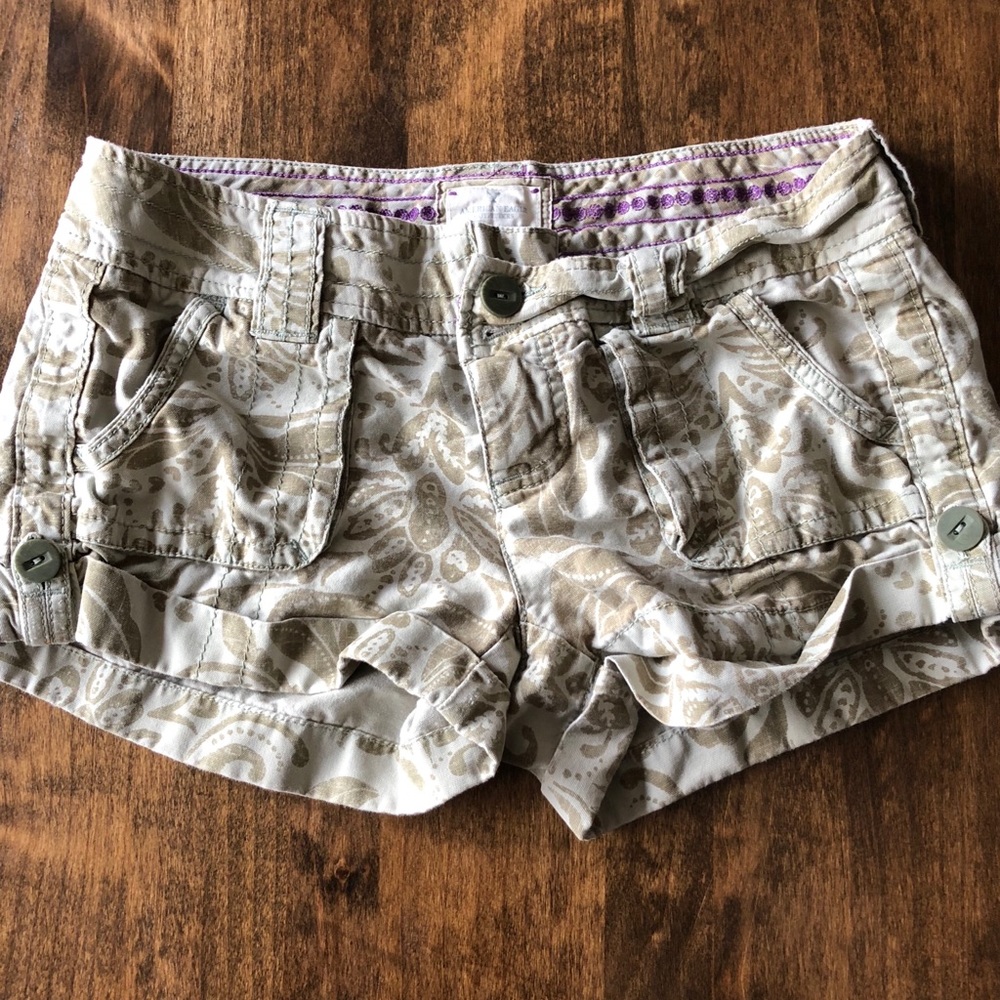 Floral American Eagle Shorts - Size 2